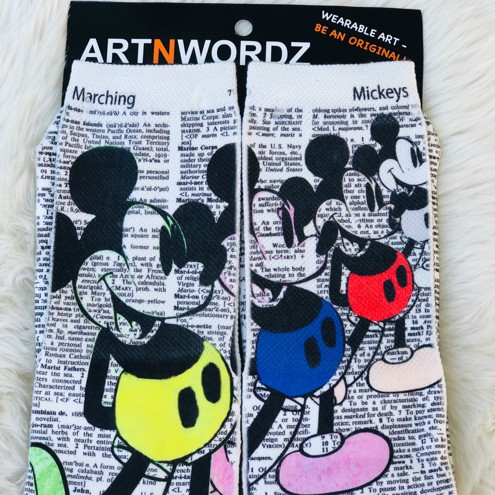 Mickey Mouse ARTNWORDZ wearable Art socks - Picture 3 of 8